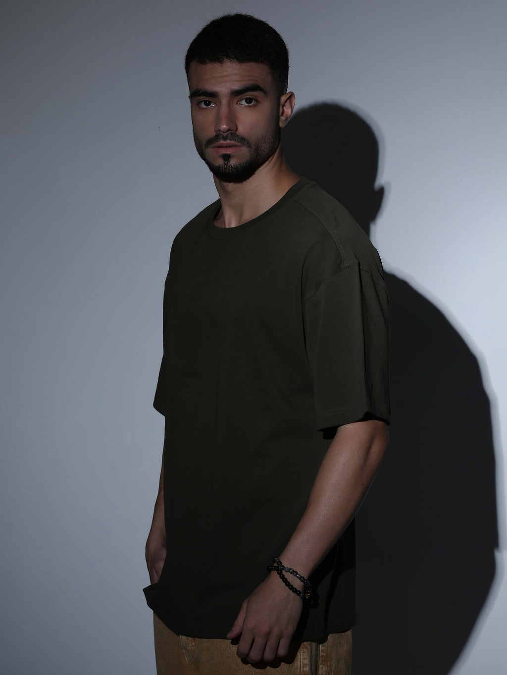 Oversized Tee Heavy Jersey Cotton Olive Green - Neck Detail Close