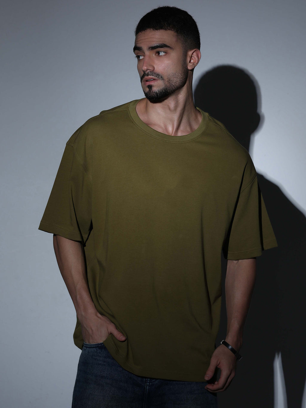 Oversized Tee Heavy Jersey Cotton Olive Green - Neck Detail Close Up