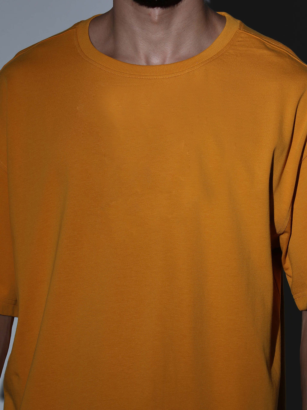 Oversized Tee Heavy Jersey Cotton Mustard Yellow - Front Sling Bag Look Side
