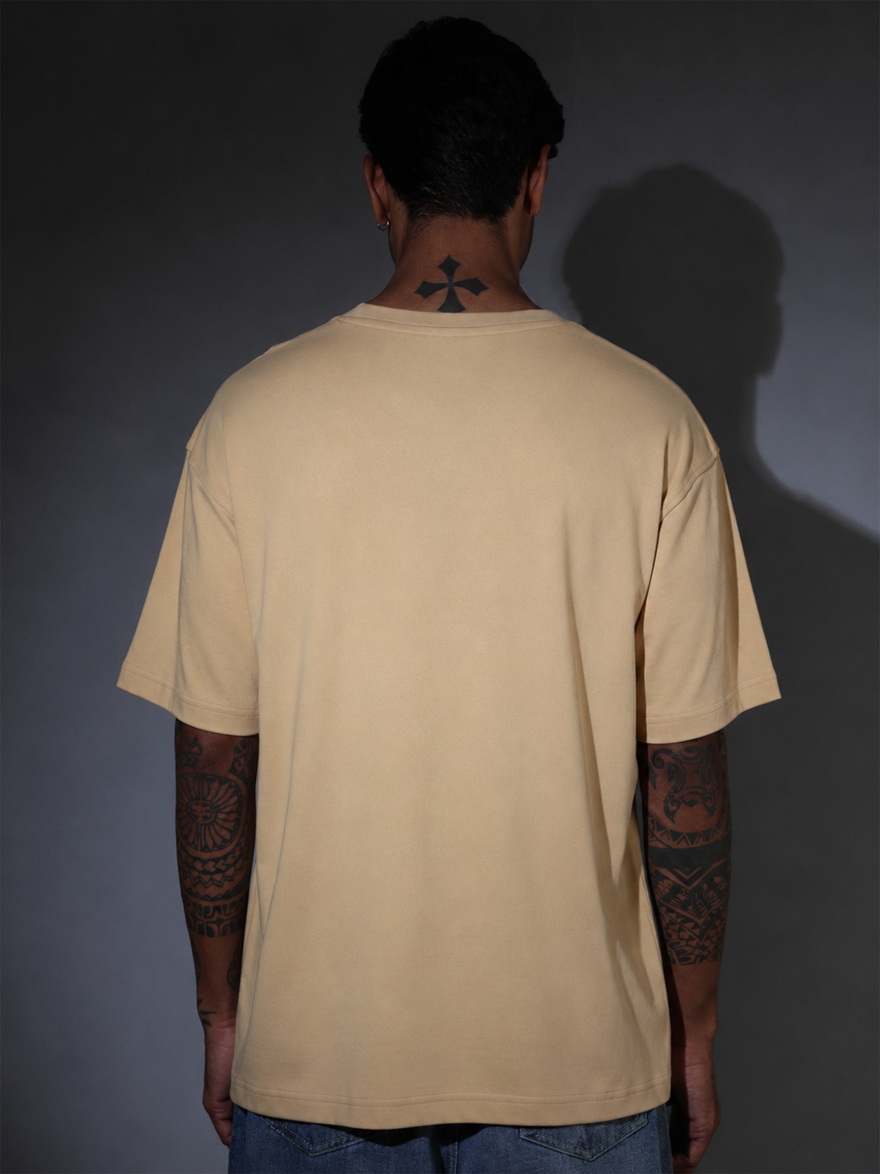 Oversized Tee Heavy Jersey Cotton Cream - Front Hands In Pocket Tattooed